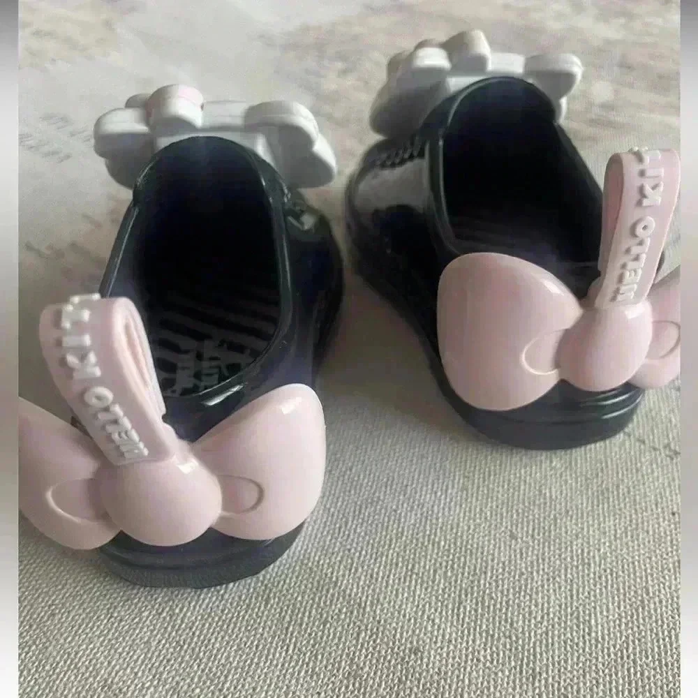 Mini Melissa 6 Hello Kitty Slip Ok Sneaker
